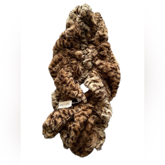 NWT Ethel and Myrtle cheetah leopard animal print faux fur scarf - Picture 1 of 4